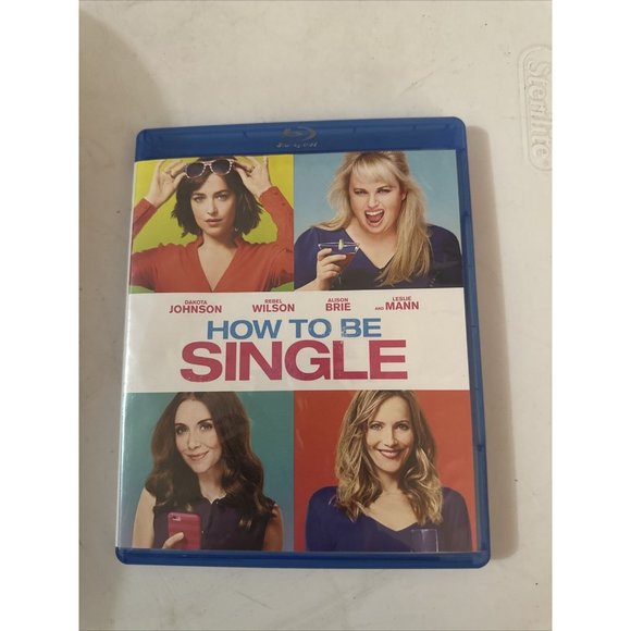 How to Be Single (Blu-ray, 2016) Dakota Johnson Rebel Wilson Leslie Mann - Picture 1 of 6